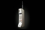 What is the history of the mobile phone? 
